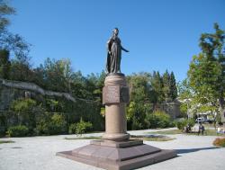 Памятник Екатерине Великой в Севастополе