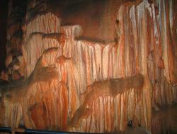 Скельская сталактитовая пещера в Байдарской долине